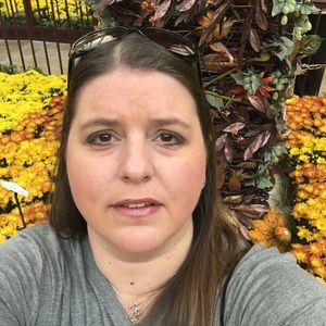 Meet your Posher, Teresa